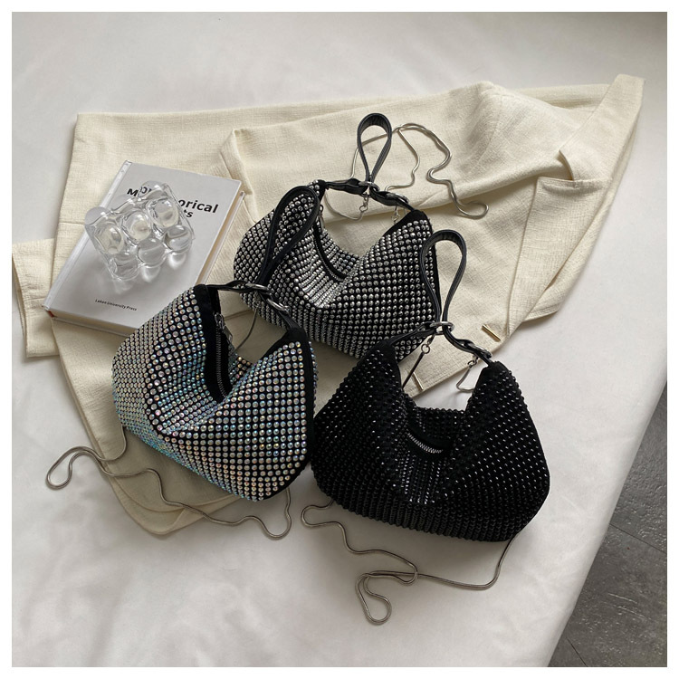 Women's Medium Pu Leather Solid Color Streetwear Square Zipper Underarm Bag display picture 3