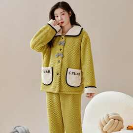 法兰绒月子服睡衣女款秋冬季加绒加厚保暖产后孕妇喂奶家居服套装