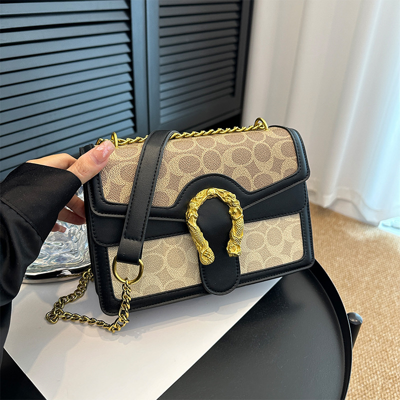 Nuevo estilo de comercio exterior transfronterizo, cadena de viento de fragancia pequeña, bolso de axila de un solo hombro, 2025, bolso cuadrado pequeño de mensajero salvaje de estilo occidental de alta gama