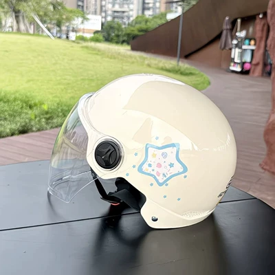 Motosiklet kaskı (dəbilqə) helmet, suitable for all seasons, sun - off-white-high-definition-long-film-3c-certified-rainproof-one-size-fits-all-unisex-head-circumference-53-60cm