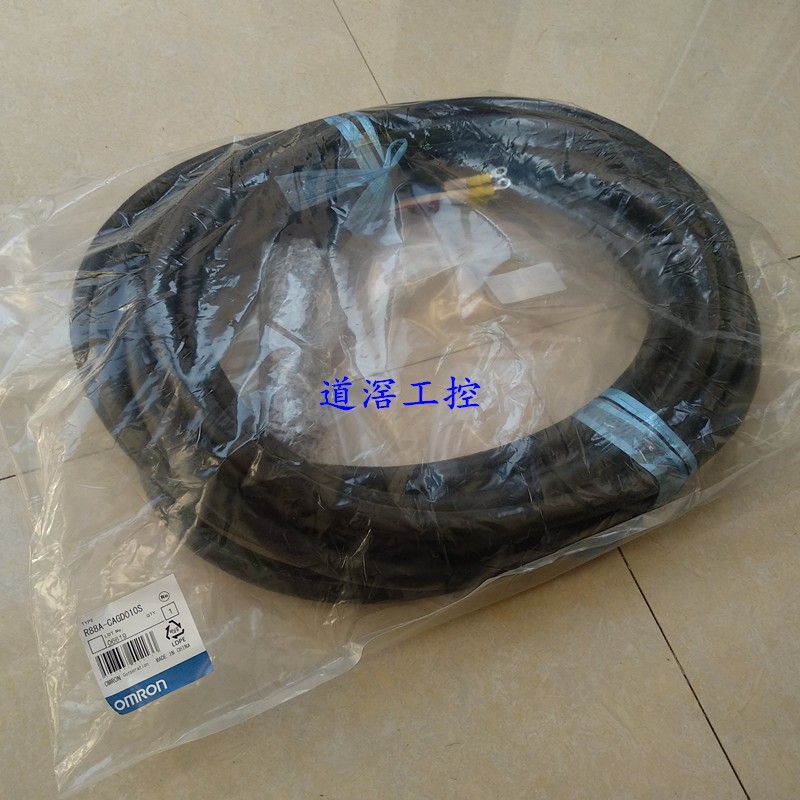 R88A-CAGB050S	   欧姆龙OMRON不带制动器非柔软动力电缆