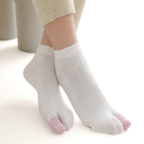 New two-toe socks for men and women in spring and summer thin short-tube solid color sweat-absorbent breathable split-toe socks flip-flops split-toe socks