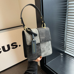 包包女士新款2023冬季百搭時尚小方包高級質感通勤撞色復古單肩包