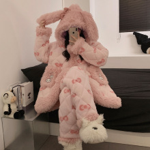 法兰绒睡衣女冬季三层夹棉连帽卡通家居服加厚加绒珊瑚绒保暖套装