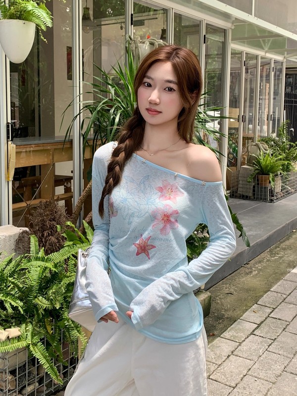 斜领印花长袖t恤女夏季薄款2025新款修身空调衫外搭防晒罩衫上衣|undefined