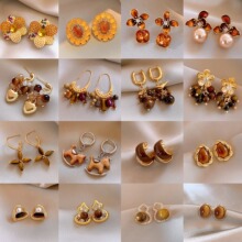 �������ʯ��������������������ʰٴ����С�ڸ߼���ʱ�ж���Ů