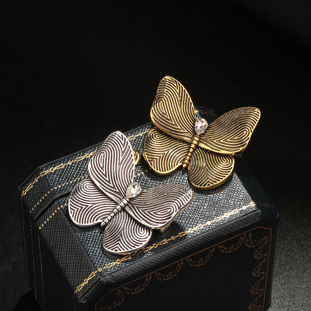 Holiday, Daily Occasion Alloy Material IG Style Pin Butterfly Alloy Plating Unisex Brooches