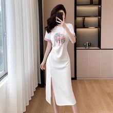 国风盘扣流苏连衣裙女夏装设计感撞色重工刺绣开叉短袖恤中长裙