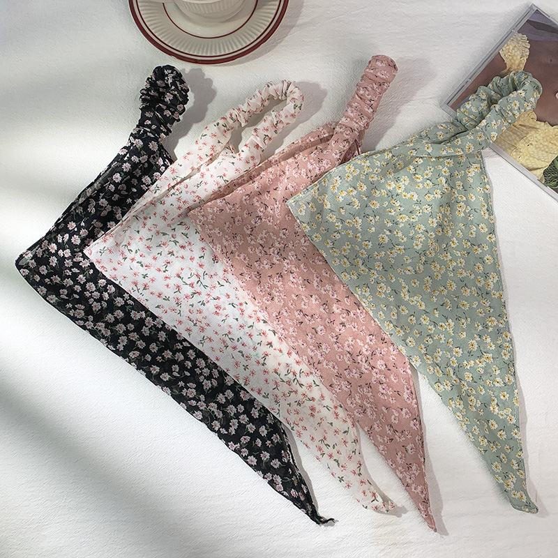 Fashion Elastic Floral Triangle Scarf Headband Wholesale display picture 3