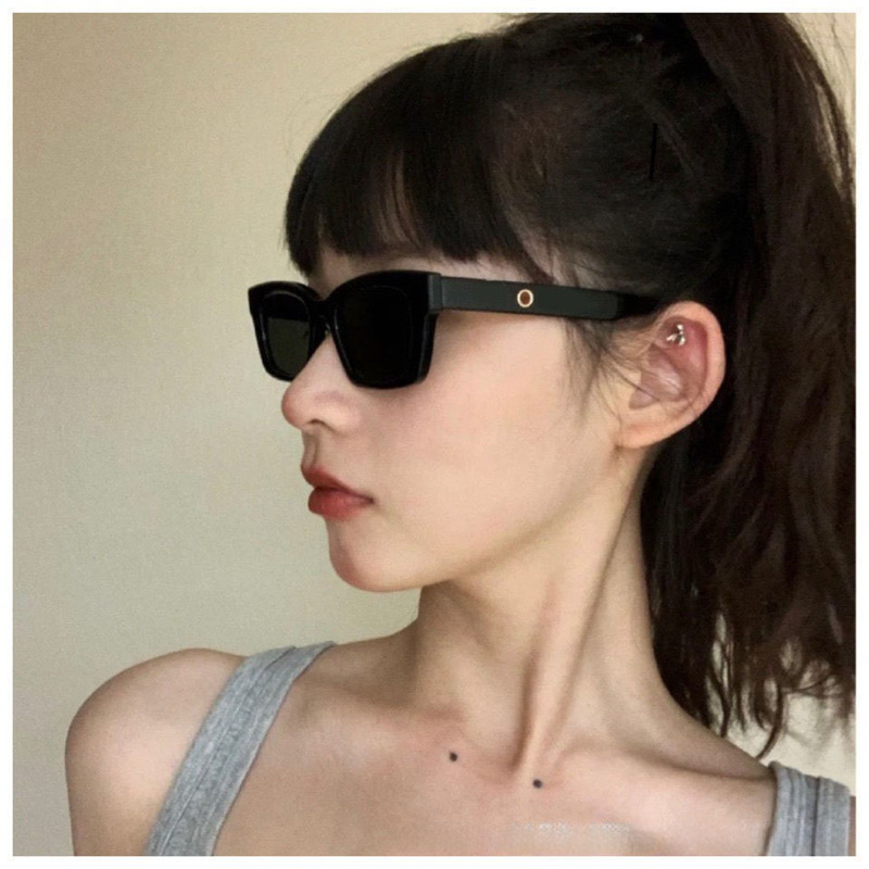 Jennieと同じメガネのサングラスの凹形の韓国版ネットの赤い欧米の復古の女性のすっぴんの潮流|undefined