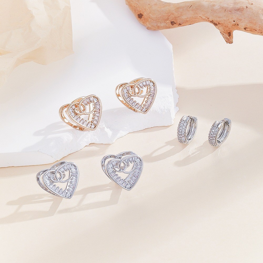 Labret stud lip piercing jewelry styling detail