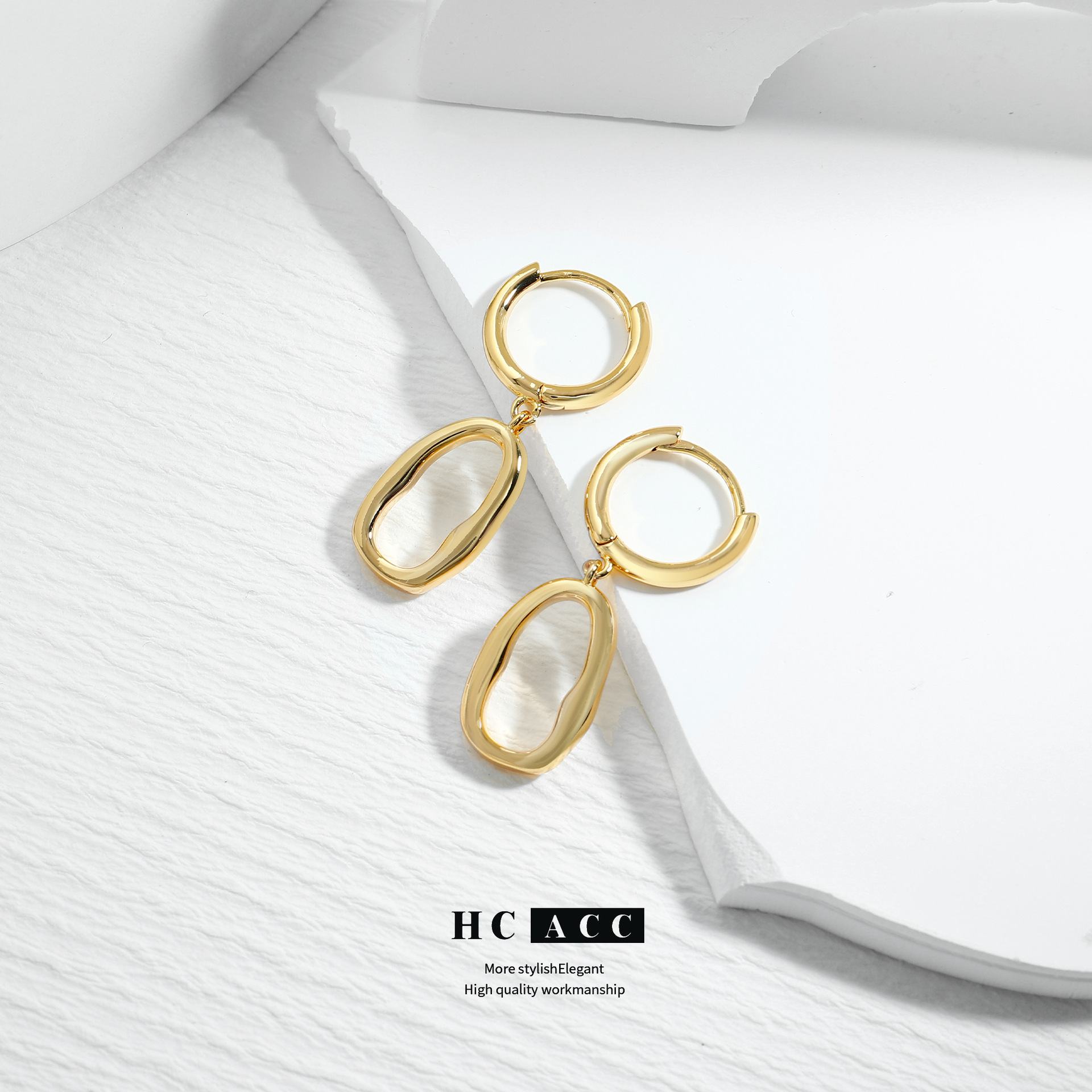 european-and-american-fashion-niche-design-simple-temperament-geometric-metal-earrings-copper-plated-gold-double-ring-hollow-womens-earrings