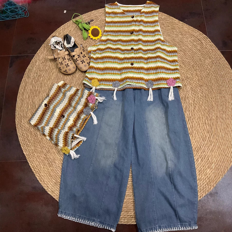 2026 Spring New Japanese Style Mori Girl Retro Striped Knitted Vest for Women Layered with Lace Blouse Top 2026 Spring New Japanese Style Mori Girl Retro Striped Knitted Vest for Women Layered with Lace Blouse Top