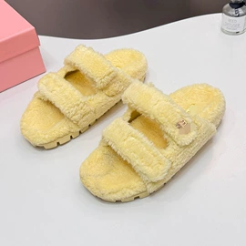 女式运动单鞋;女式帆布鞋;女士洞洞鞋