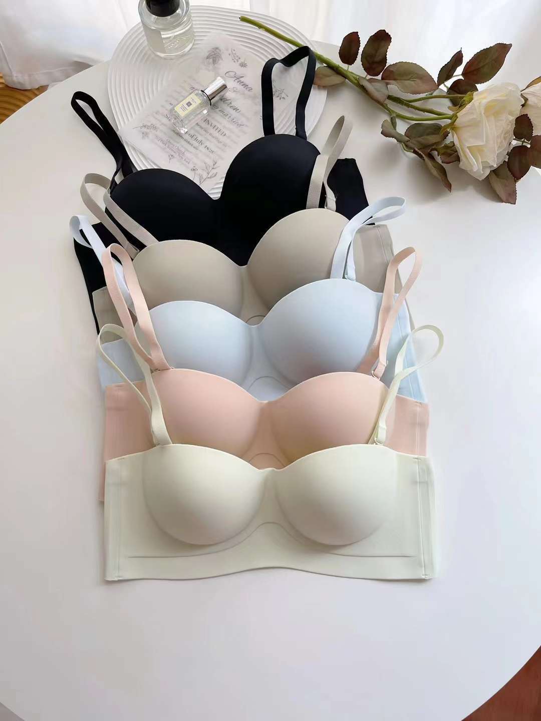 Entrega normal del color del caramelo ~ 1003 # A/B taza tipo negro rojo amarillo claro azul claro gris verde pasta de frijol polvo SMLXL