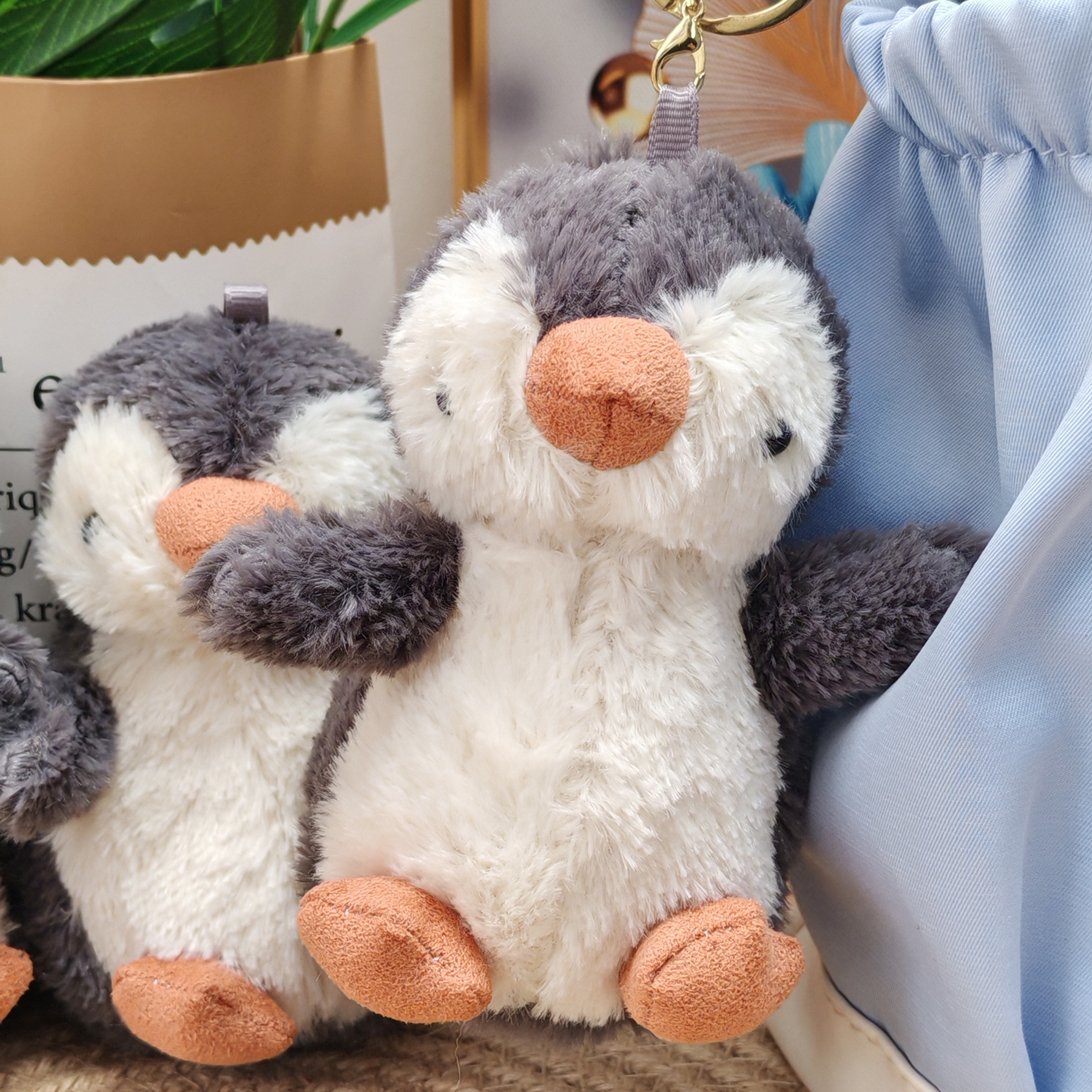 Peanut pingüino en línea colgante de peluche nuevo bolso pequeño colgante decoración muñeca lindos pingüino colgante de llavero