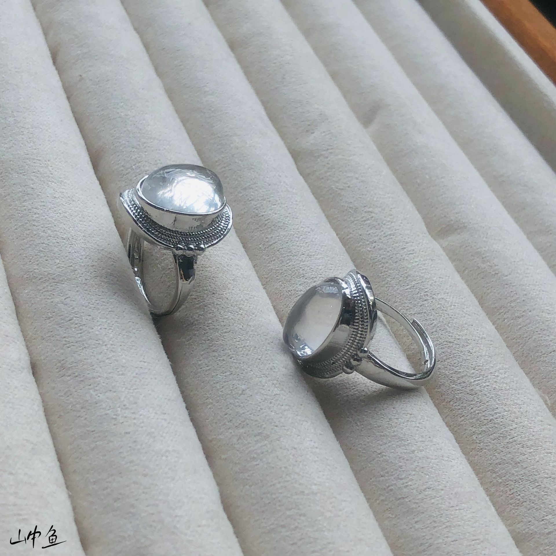 European and American fashion jewelry natural white crystal oval ring, popular cross-border export item, hot-selling foreign trade product in live broadcasts