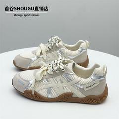 Shougu の人気のメッシュ通気性トレーニングシューズ女性用 2025 夏の新しい厚底通気性多用途で蒸れないカジュアルシューズ
