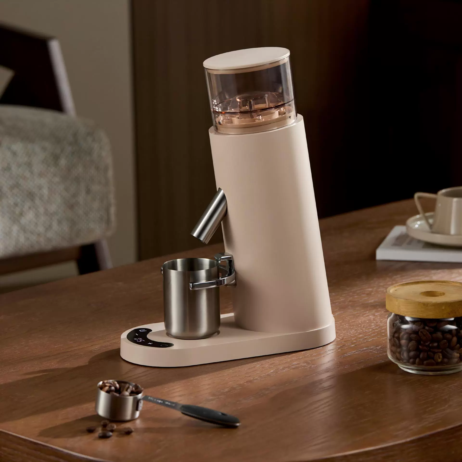 Customized new cross-border bean grinder small electric coffee utensils outdoor portable coffee bean grinder home office