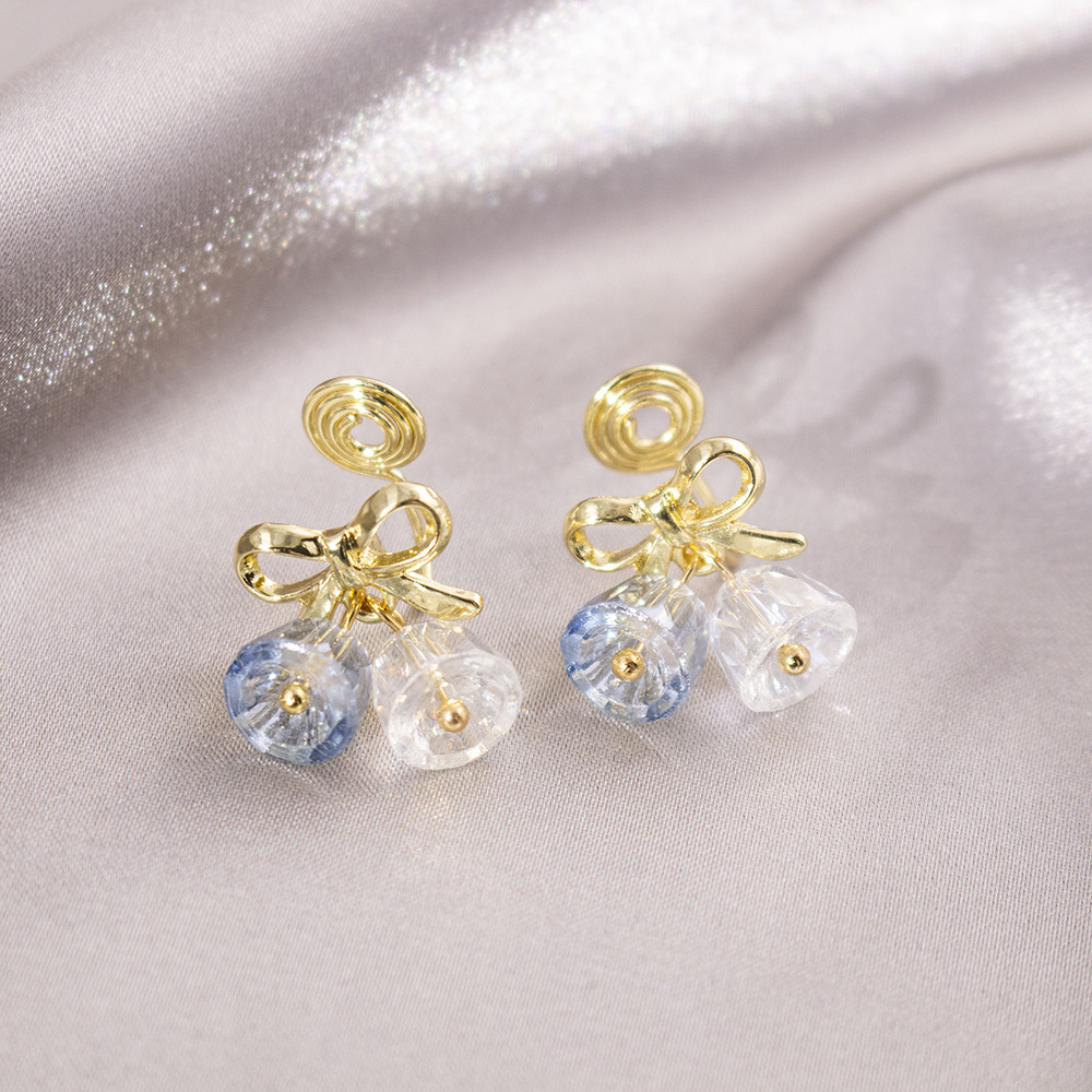 Lujo ligero, incienso pequeño, placa de incienso para mosquitos, pinzas para las orejas, pendientes de nicho para mujeres sin orejas perforadas, pendientes simples, compactas y versátiles de Yiwu al por mayor