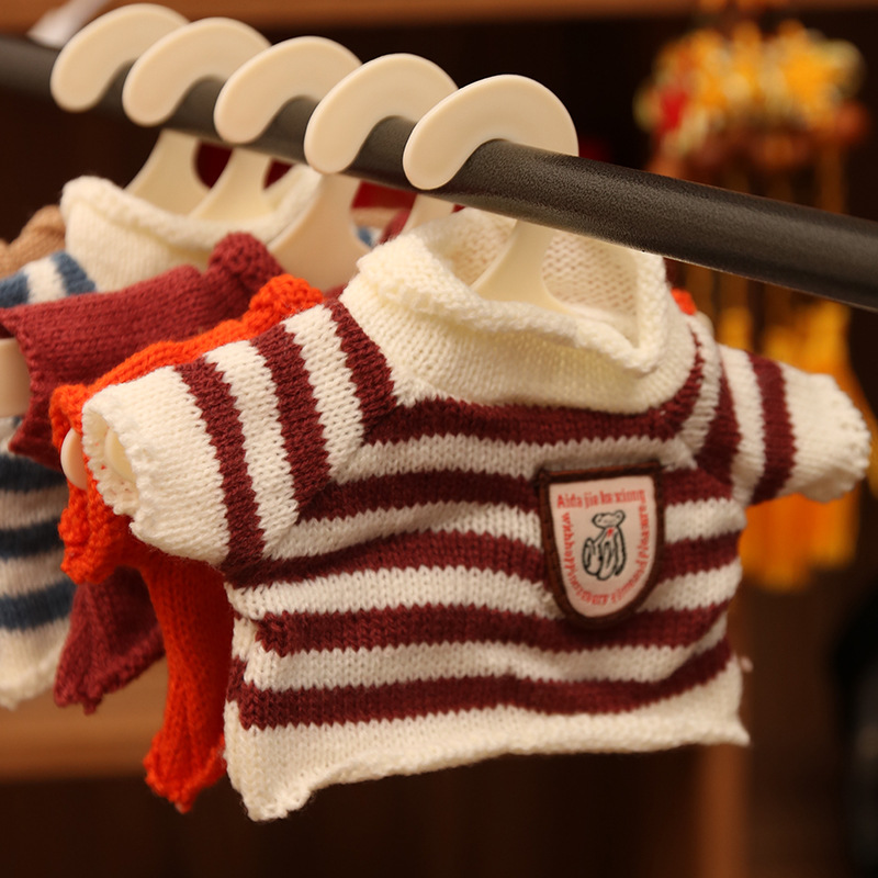 Suéter de muñeca de peluche oso de peluche con dientes perdidos ropa de muñeca máquina de agarre para mascotas accesorios de muñeca suéter camiseta al por mayor