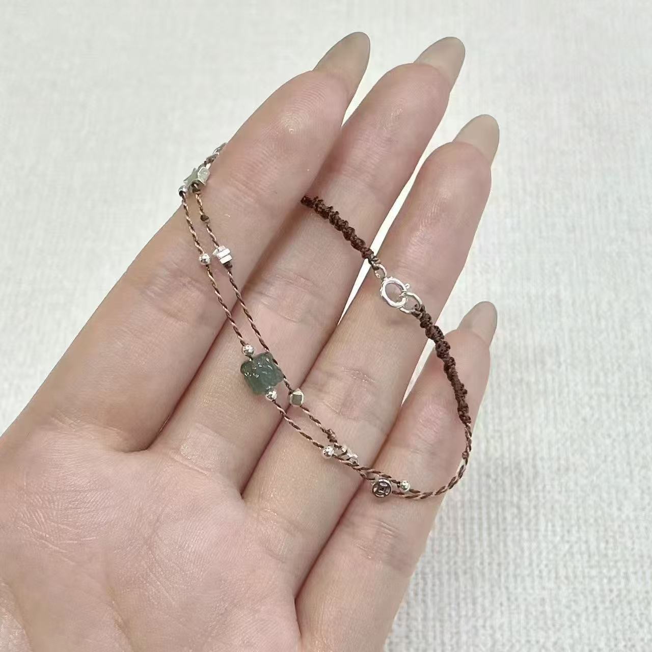 Elegant Little Awakening Lion Bracelet for Women, High-Quality Star Bracelet, Simple Double-Layer Exquisite Ethnic Style, Enhances Fairness, Hand Accessory