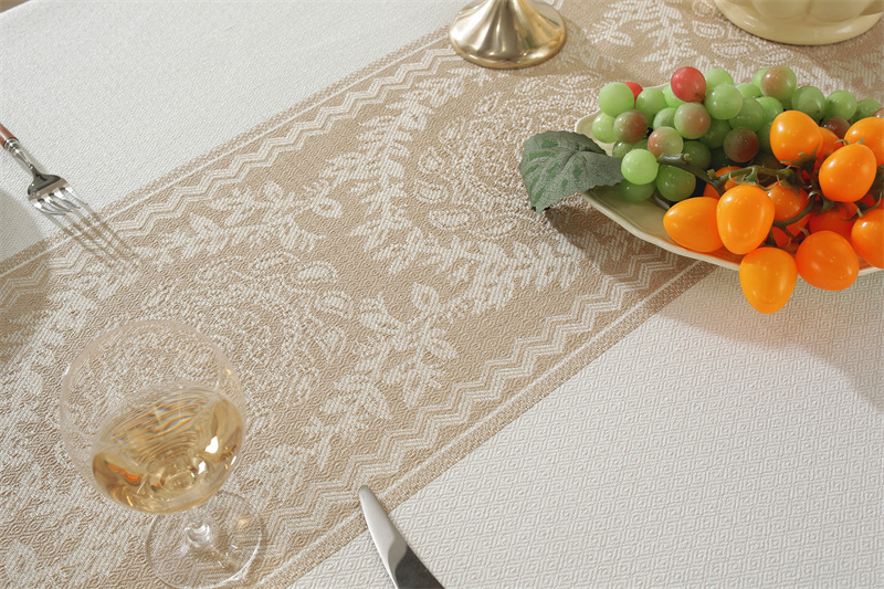 Nordic Vintage Geometric Diamond Tablecloth In White And Brown_voghion.com
