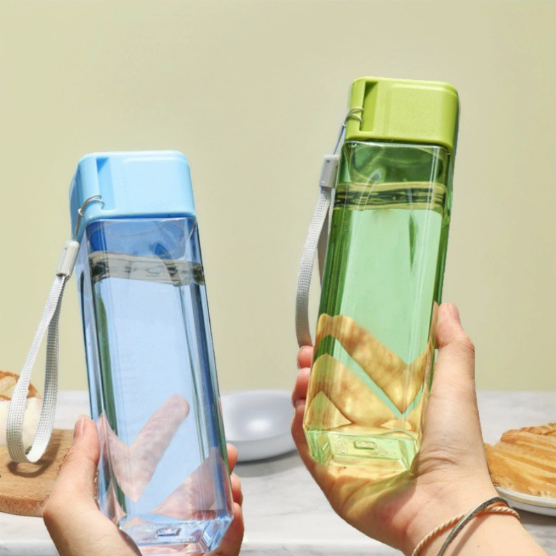 Простая квадратная чашка для воды, персонализированная портативная чашка, креативная портативная чашка для интернет-знаменитостей, герметичная термостойкая пластиковая чашка, фиксированный логотип