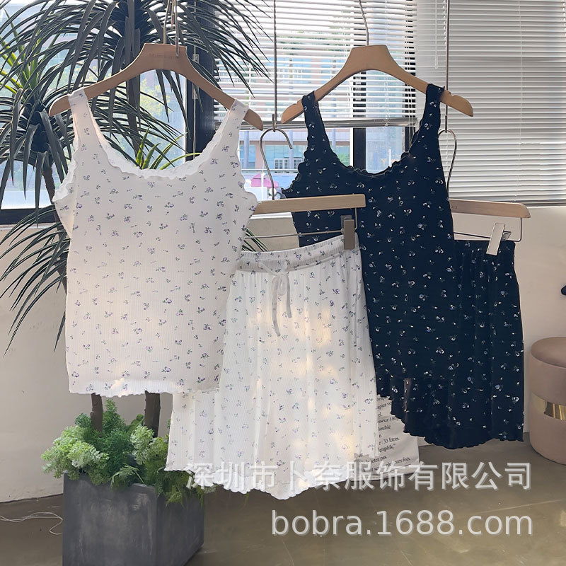 Korean-Style Small Floral Original Summer Camisole Shorts Women's Loungewear with Chest Pads, Suitable for Outerwear, Thin Pajama Set Korean-Style Small Floral Original Summer Camisole Shorts Women's Loungewear with Chest Pads, Suitable for Outerwear, Thin Pajama Set