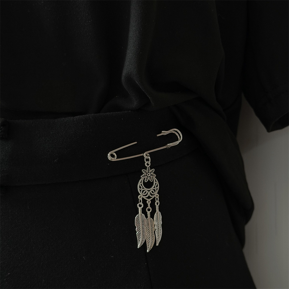 Spilla vintage a forma di piuma donna spilla gotica in metallo_voghion.com