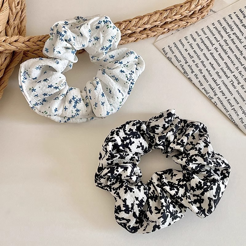 Coreano simple punto azul ondulado anillo de cabello de intestino para mujeres 2025 nuevo estilo de moda de alta calidad correa de cabello