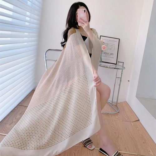 New cotton and linen scarf, silk scarf, niche shawl for women's summer lunch break, blanket, air-conditioned room, thin style shawl