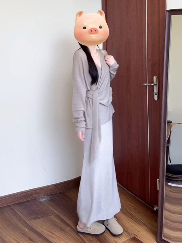 法式气质针织连衣裙子女早秋季2025新款小个子长裙韩系氛围感穿搭|undefined