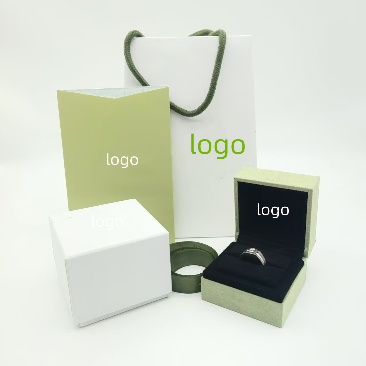 梵家新款原版戒指盒专柜对版首饰收纳包装盒四叶草饰品盒厂家批发