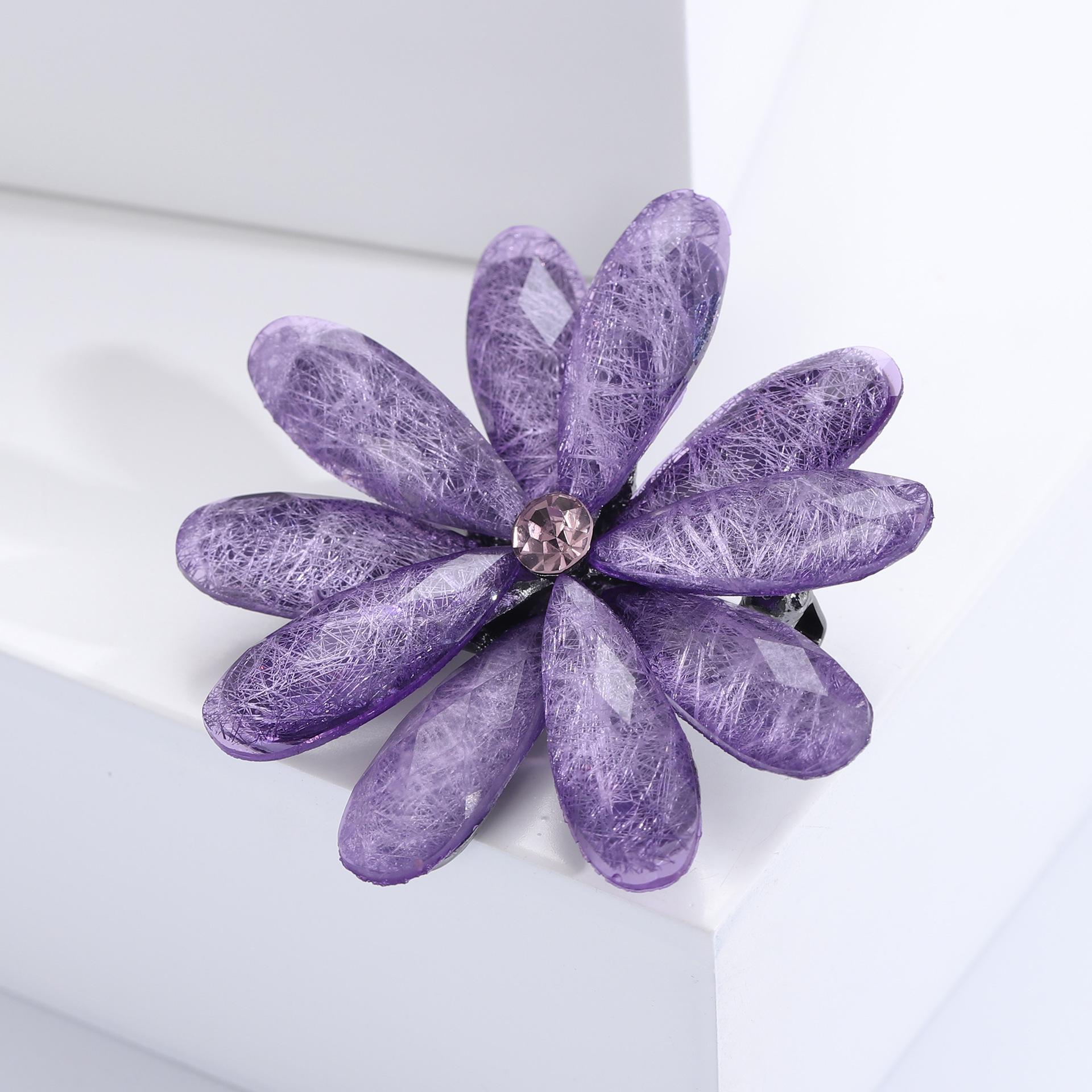 17g Weight Acrylic Inlay Material Brooches Classification Casual, Holiday, Banquet Occasion Alloy Material Flower Pattern All Seasons Season Women's Gender Inlay Design Simple Style Style Simple Style Pin Flower Alloy Inlay Acrylic Women's Brooches 21