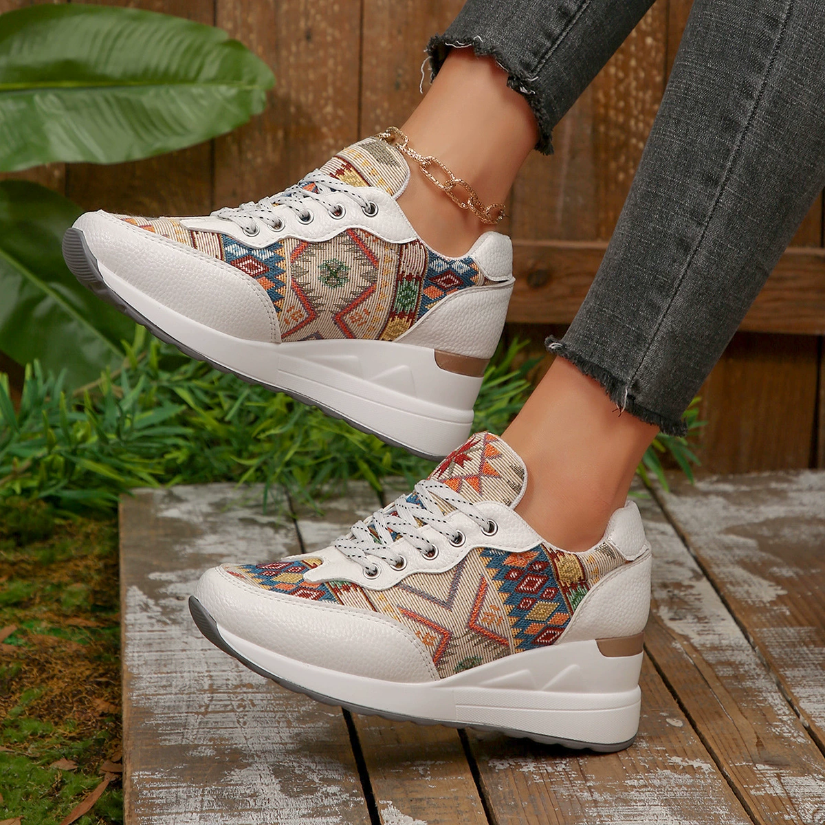 Женские босоножки больших размеров 43, бохо-стиль, на танкетке, с круглым носком, осенняя новинка 2025 года, удобные, с ремешками.