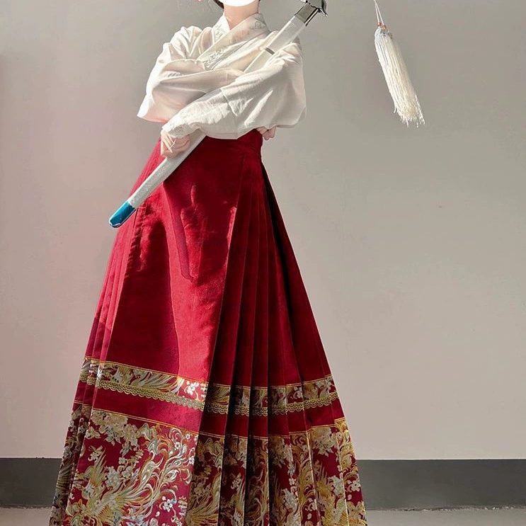 Новая модель 2024 года: юбка-мамянь в китайском стиле для торжественных мероприятий, нежная и элегантная женская осенняя модель в традиционном китайском стиле, улучшенная версия ханьфу для повседневной носки и возвращения домой.