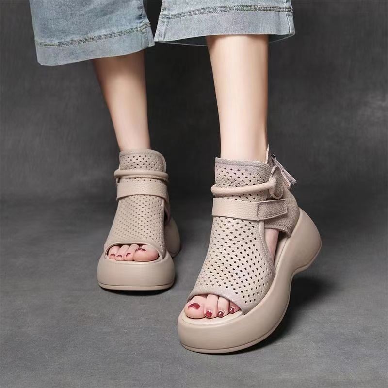 Verano nuevo hueco tacones agujeros zapatos gruesos antideslizantes velcro retro cuero cómodo muffins sandalias romanas