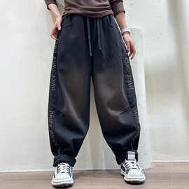 2025冬季新品韩版时尚宽松大码字母刺绣加绒加厚牛仔裤女长裤