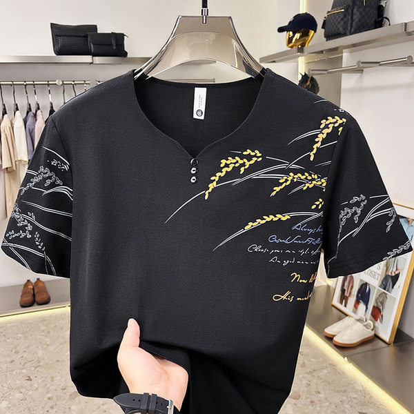 Summer trend short sleeve T-shirt with a round collar