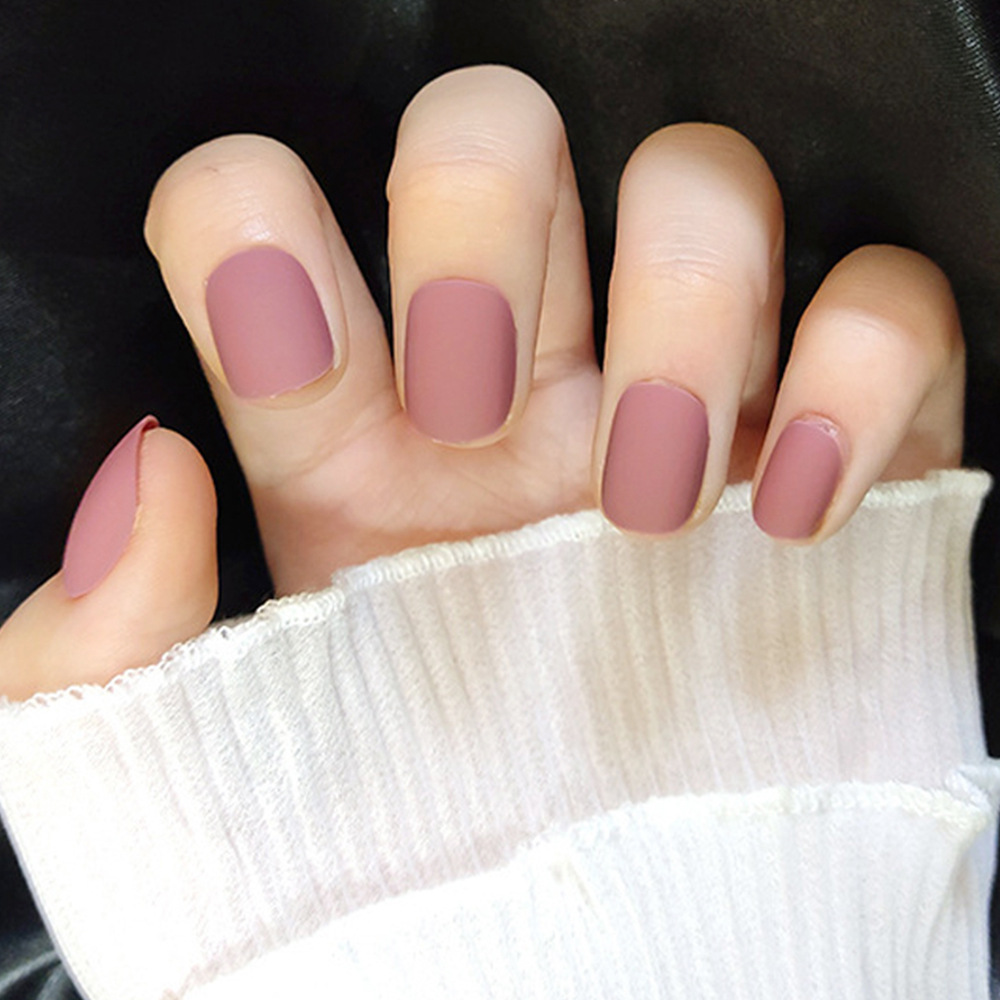 Comercio exterior mate corto pieza de uñas de frijol de color sólido ambiente suave parche de uñas 24 piezas de elegante desgaste de uñas