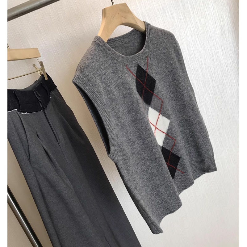 何も言わないほど美しいです。R単 ~ 高品質レトロ英倫風減齢菱格ニットウール馬甲カーディガン女