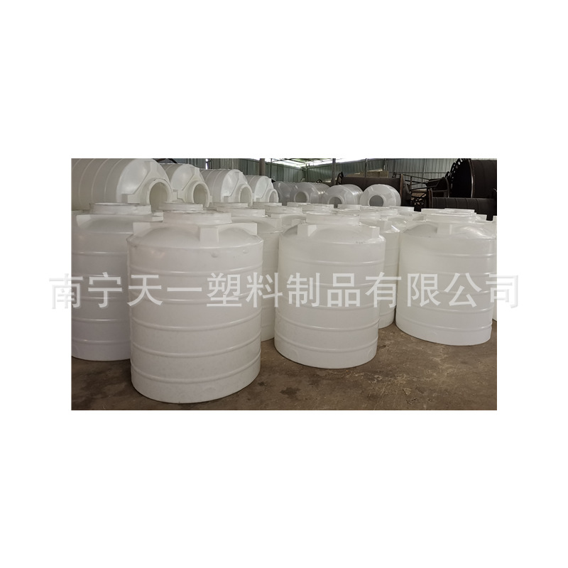 贵港1吨塑料储罐,2吨PE储罐,6吨塑胶水塔,8吨聚乙烯储罐厂家