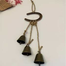 铁艺幸运小马蹄挂饰，麻绳铃铛，创意风铃，家居壁挂窗户装饰品