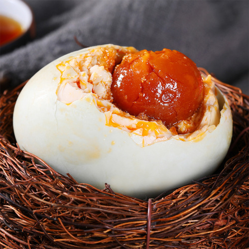 Direct Manufacturer Sale: 20 Pieces of Red Mangrove Roasted Duck Eggs (80g Each), Whole Box of Beihai Bulk Salted Duck Eggs