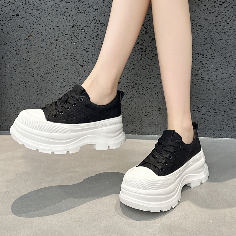 European Platform Height-Increasing White Sneakers for Women, Autumn and Winter New High-Value Versatile Trendy Petite Popular Sneakers