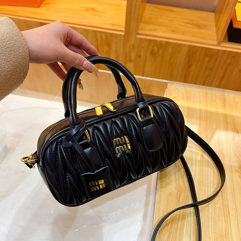 跨境bags2025新款MIU皱褶手提单肩包保龄球女包时尚斜挎枕头包包|undefined