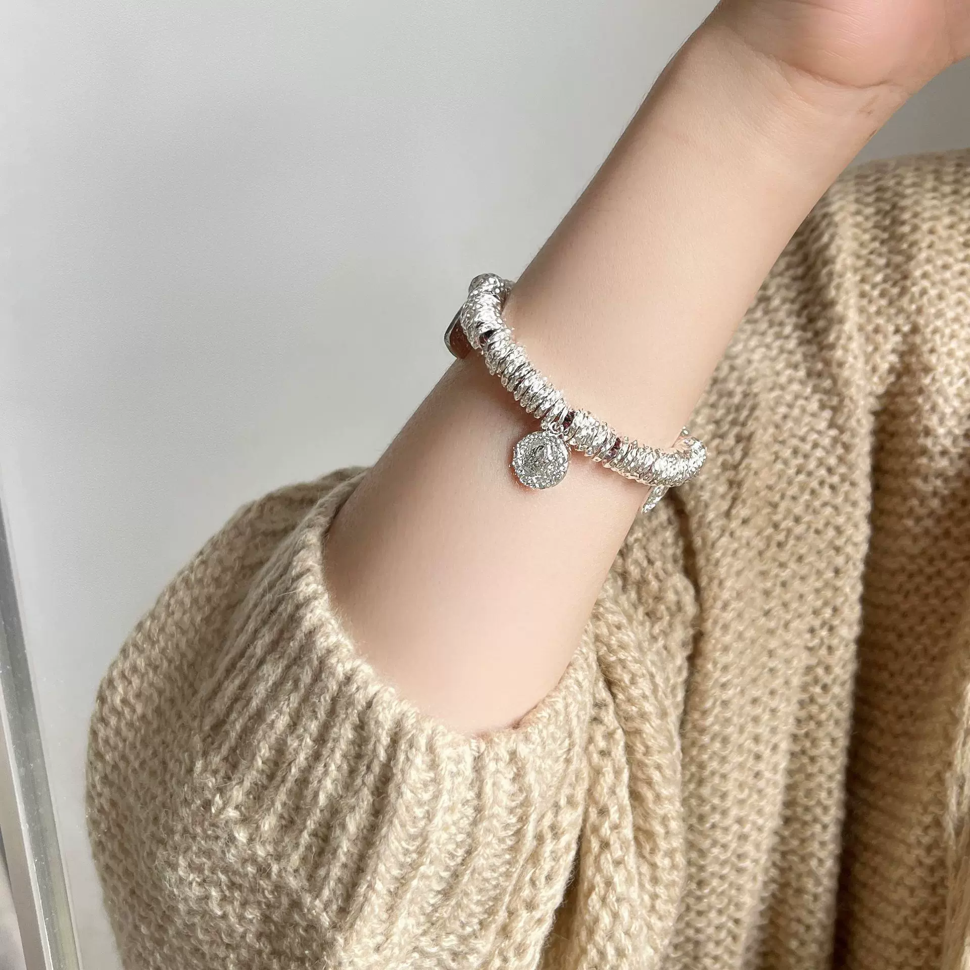 国风招财纳福手镯手链女钱串子手链手工锤纹手镯网红小众时尚百搭