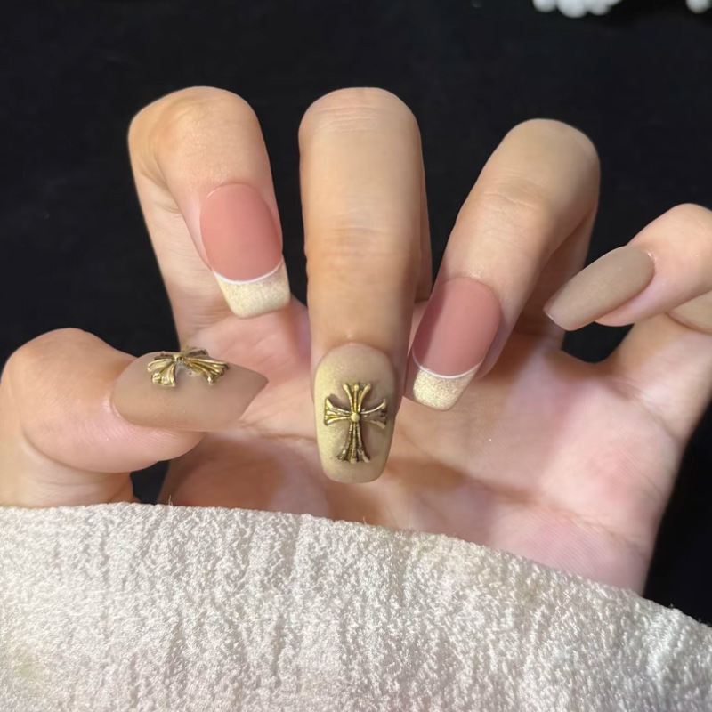 Z547 - 무광 크롬하츠