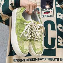 �ɶ���Ů��H�ٴ�����e��Ь�͹�ţ�в��͎����KС���ٴЬ